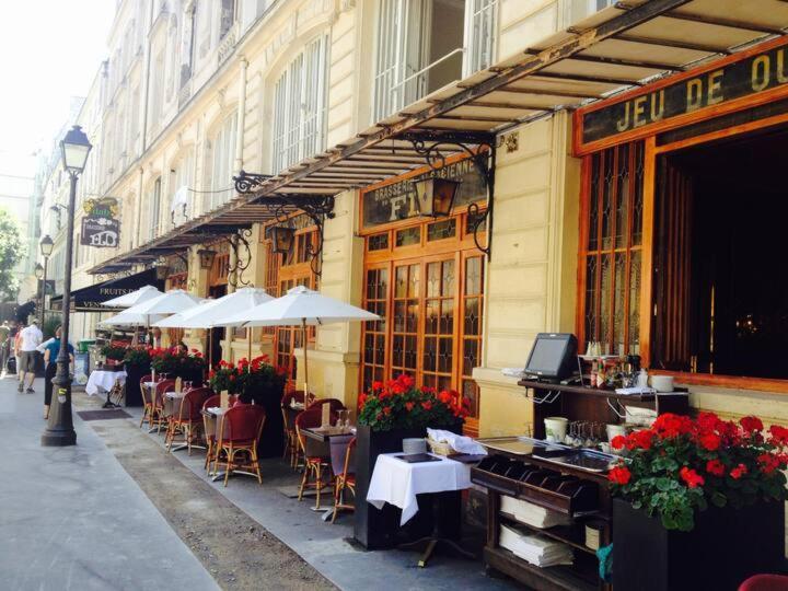 Romantic Apartment Near Le Marais Париж Экстерьер фото