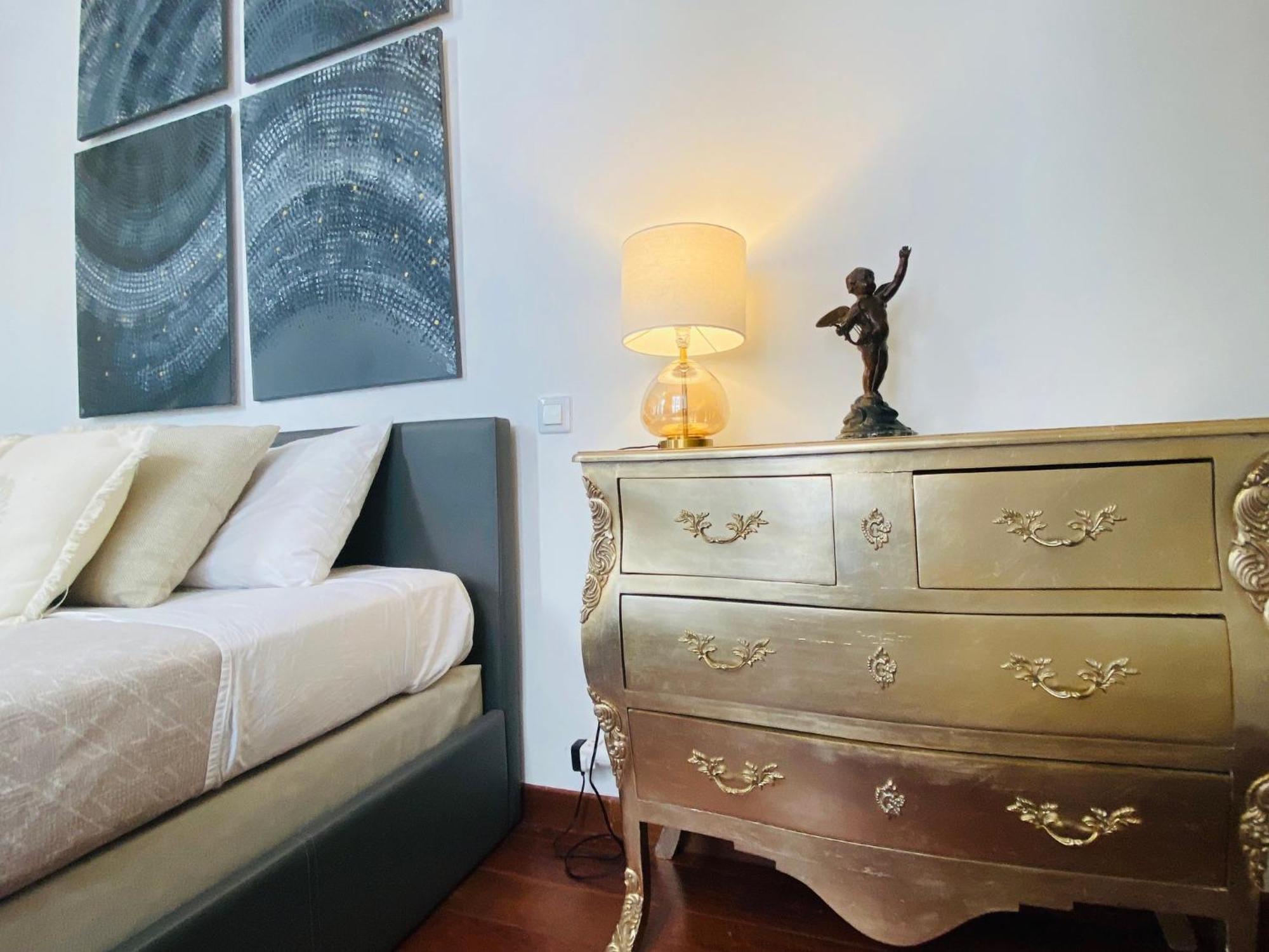 Romantic Apartment Near Le Marais Париж Экстерьер фото